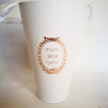 Подарочная коробка Конус 16х9х30